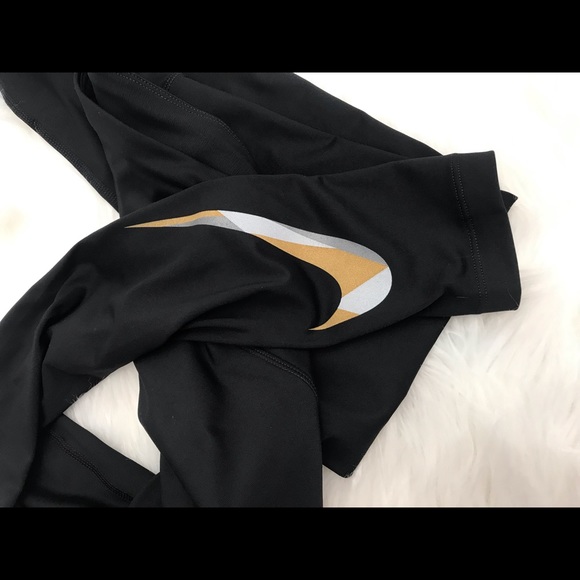 🌸 Nike running leggings 🌸 - Picture 7 of 8